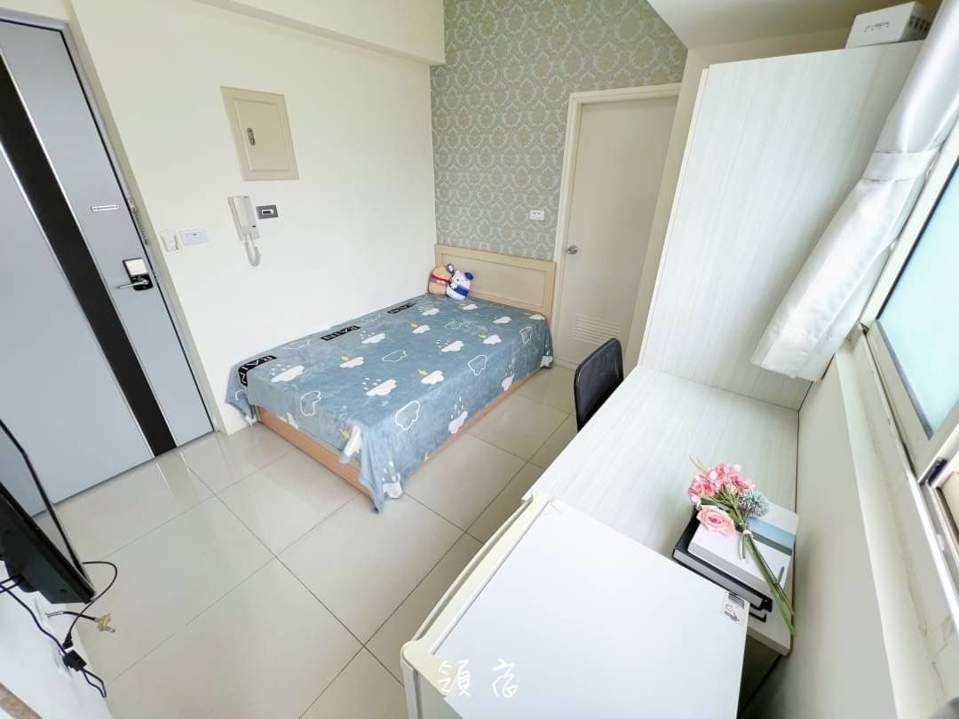🏡 東區獨立套房｜租屋補助、獨立陽台、近車站 - 照片 4