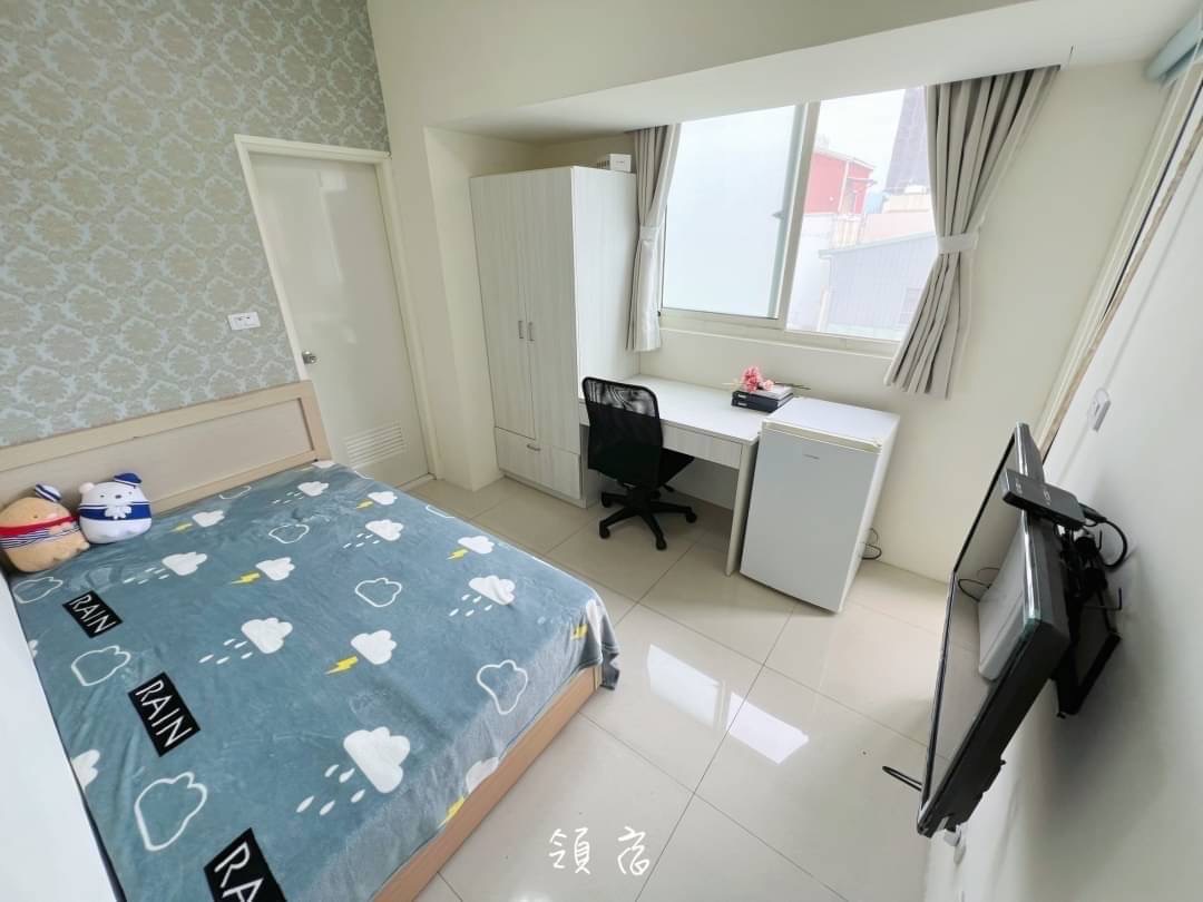 🏡 東區獨立套房|租屋補助、獨立陽台、近車站