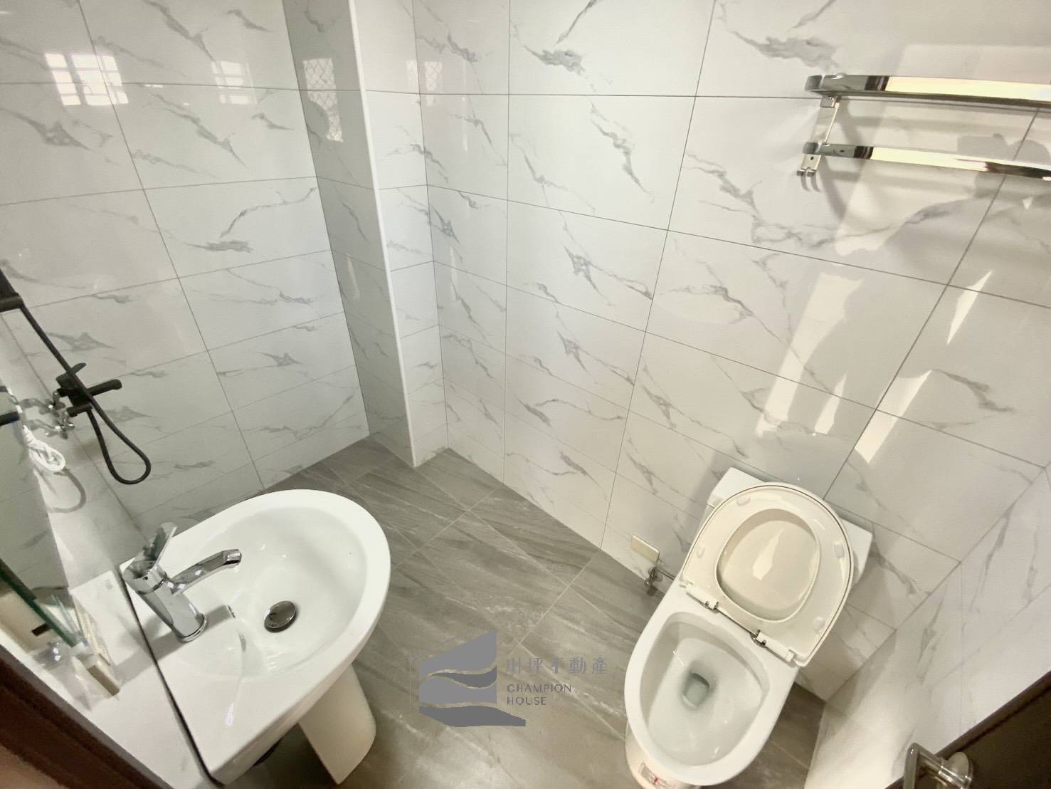🏡 西屯區寵物友善套房｜近中清愛買、垃圾處理 - 照片 4