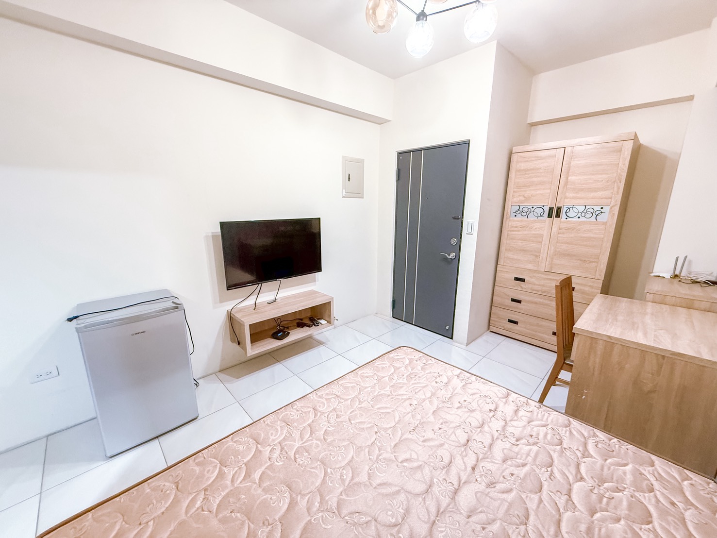 🏡 西屯區套房｜新光遠百、逢甲商圈｜設備齊全、租屋補助 - 照片 4