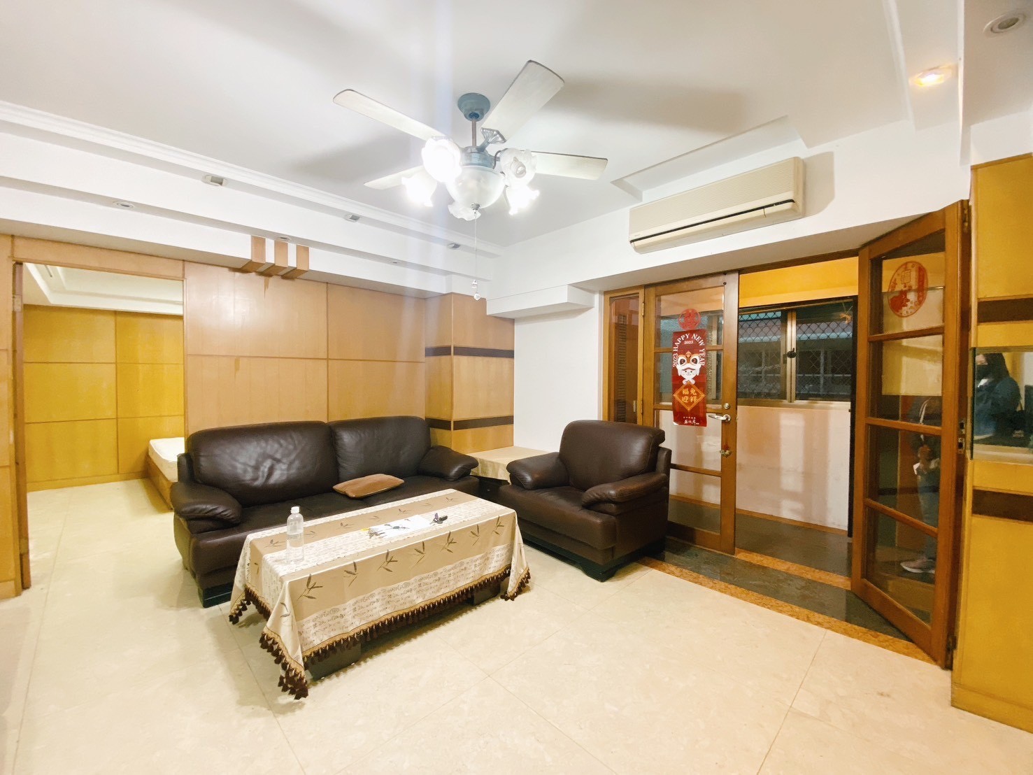 🏡 西屯區4房｜新光三越、市府捷運站｜租屋補助、台水電 - 照片 1