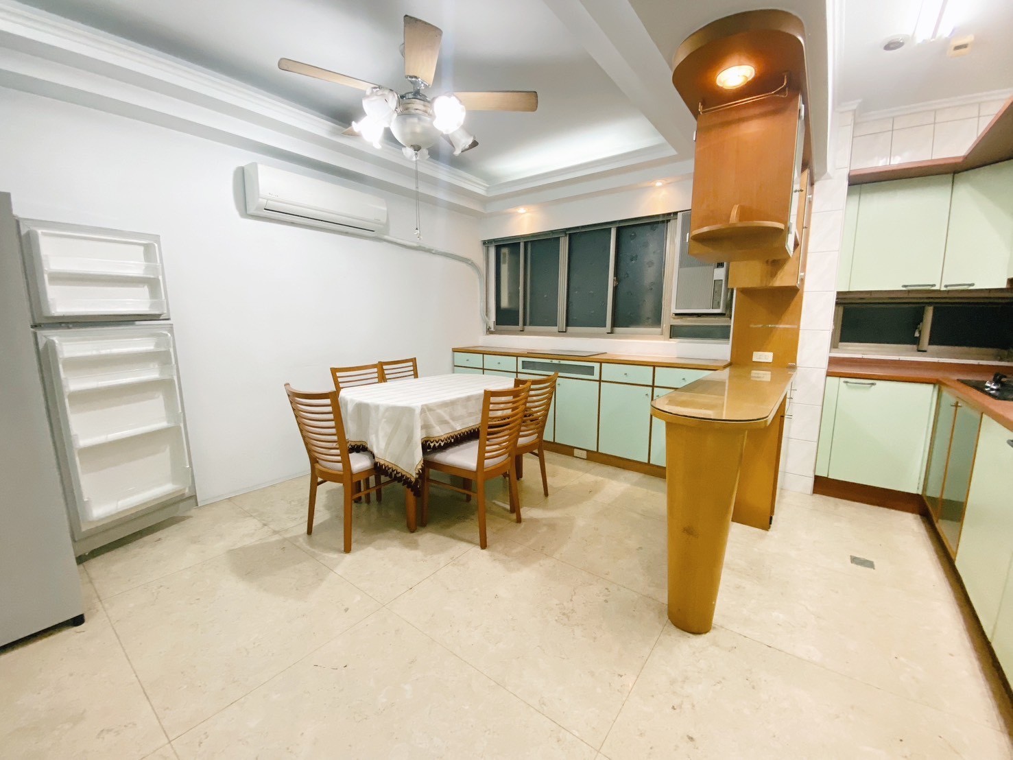 🏡 西屯區4房｜新光三越、市府捷運站｜租屋補助、台水電 - 照片 2