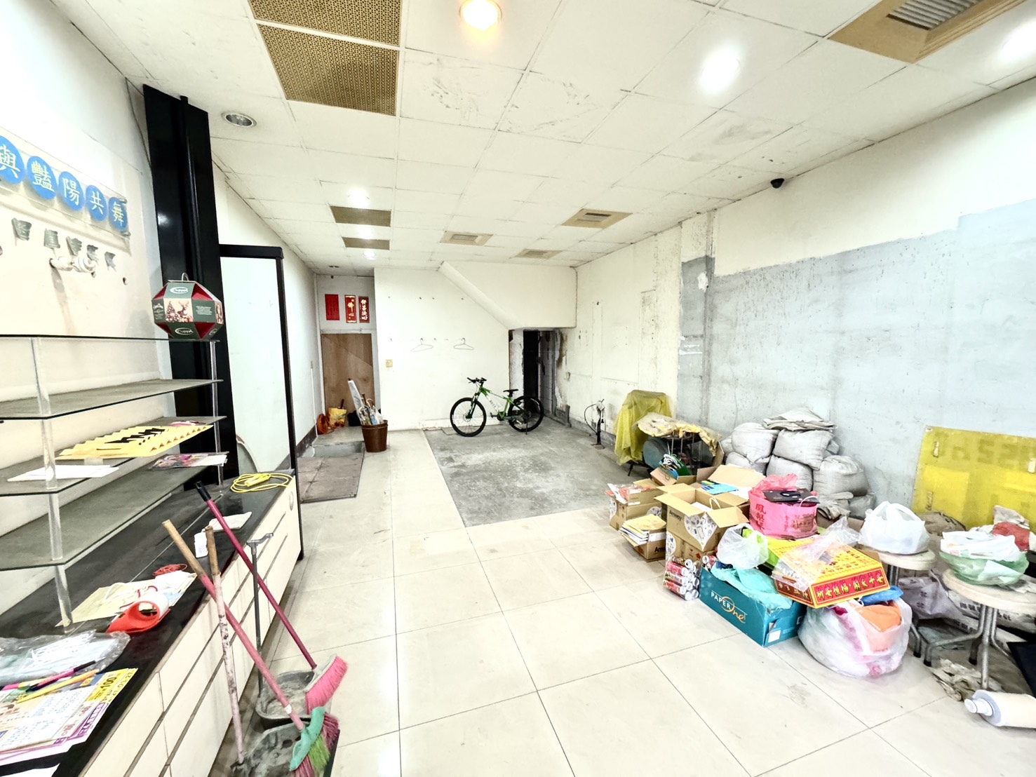 🏢 北區 B1-1F 店面｜可報稅、台水電、近中國醫 - 照片 4