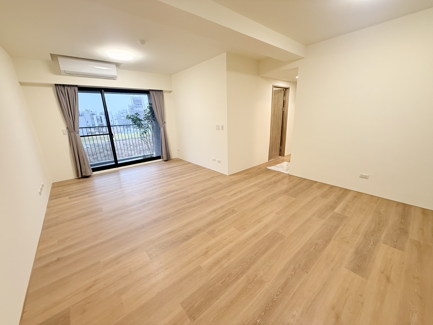 🏡 北屯優質建設3房平車|漢神洲際百貨、松強國小、馬禮遜美國學校|游泳池、租補入戶籍
