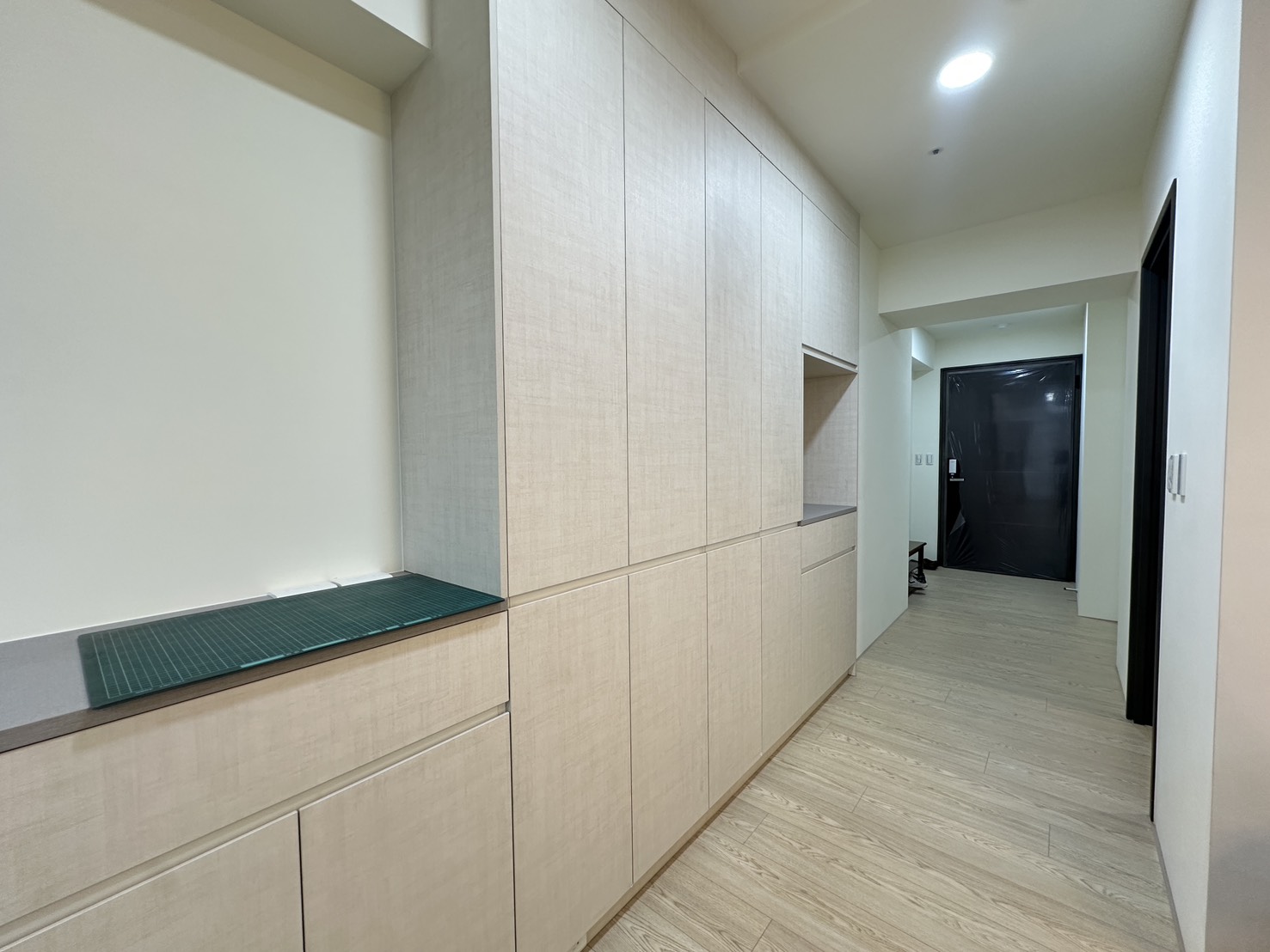 🏡 西屯區3房｜逢甲、上安國小｜精裝全配！雙車位 - 照片 4