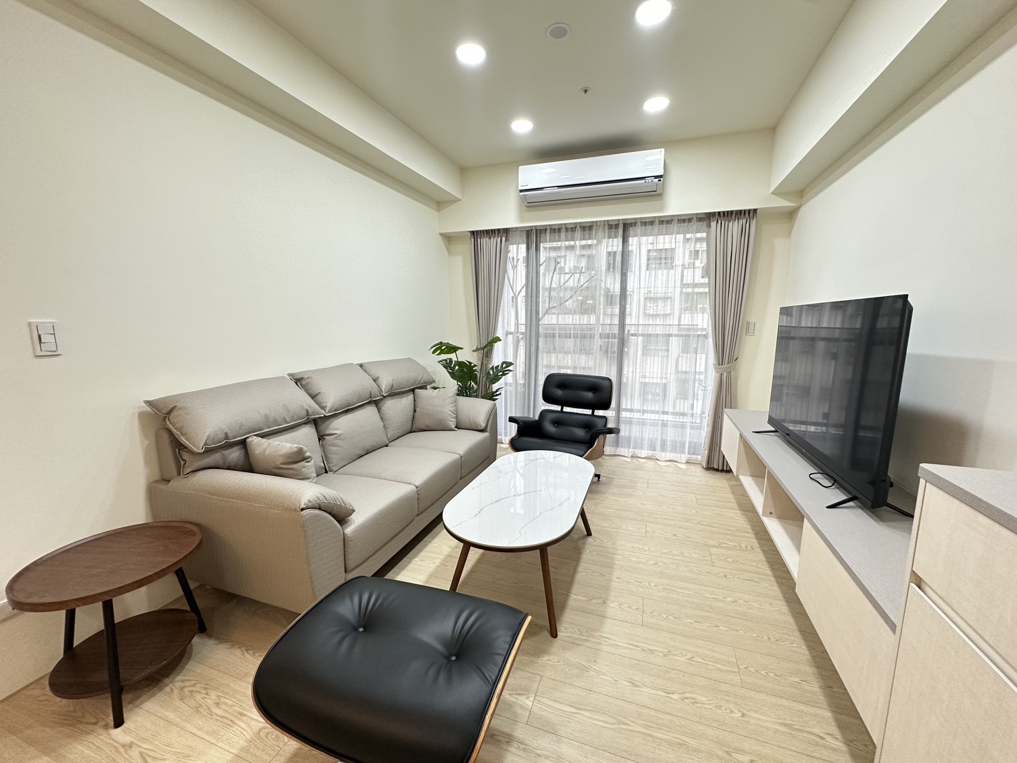🏡 西屯區3房|逢甲、上安國小|精裝全配!雙車位 - 照片 1