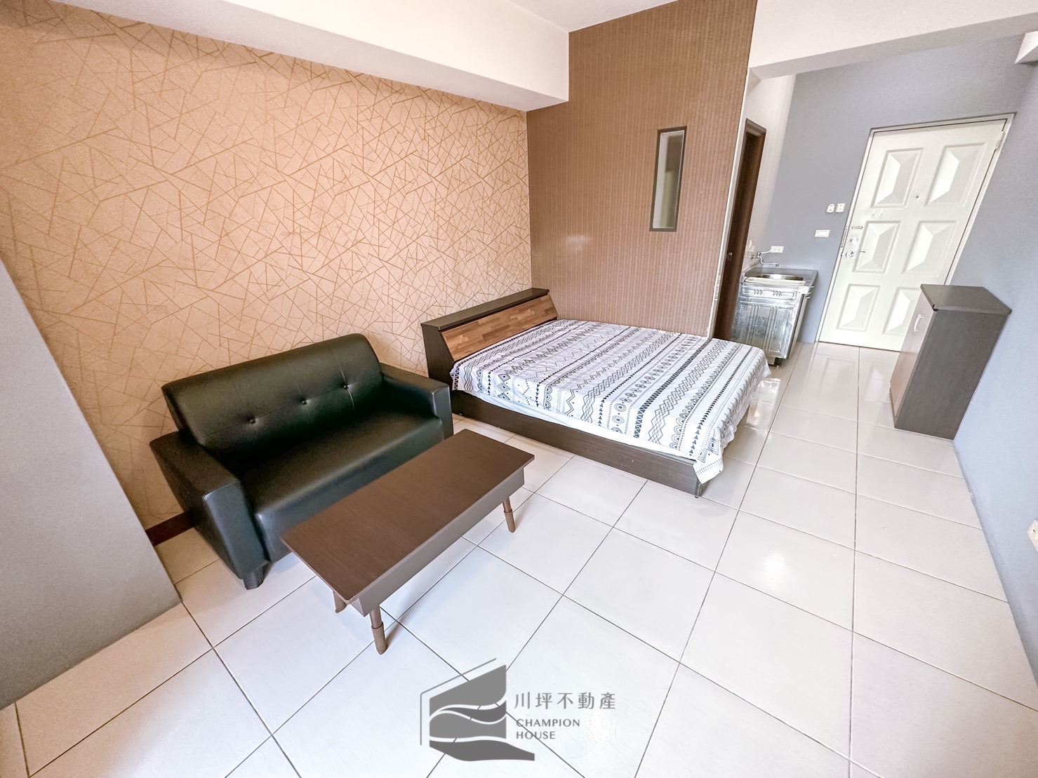 🏡 北區 7 樓頂樓景觀套房｜租屋補助、可入籍、近一中商圈 - 照片 3