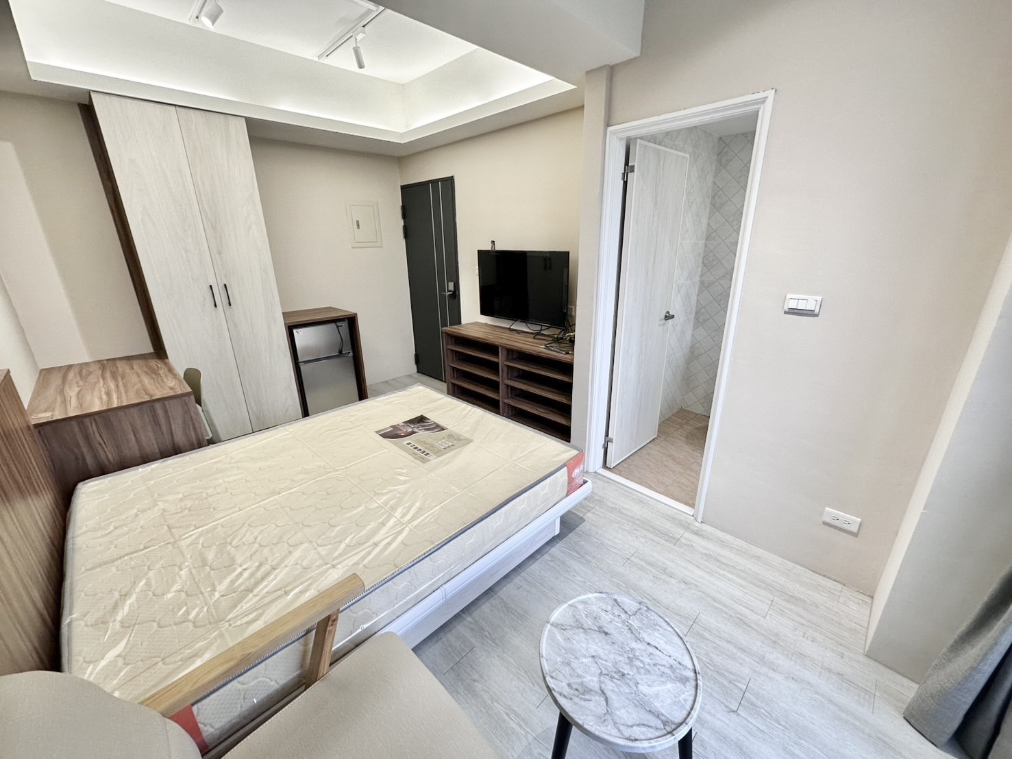 🏡 中區套房｜一中商圈、中國醫｜設備齊全、精裝修、可養貓 - 照片 4