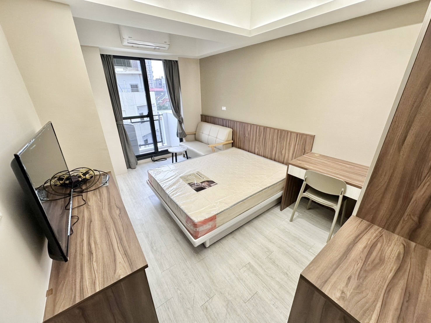 🏡 中區套房｜一中商圈、中國醫｜設備齊全、精裝修、可養貓