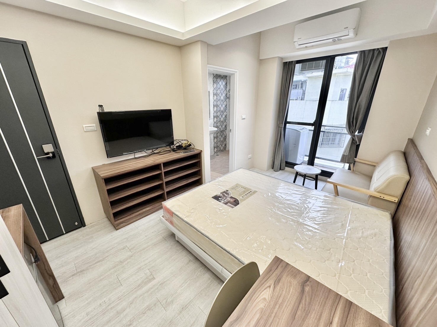 🏡 中區套房｜一中商圈、中國醫｜設備齊全、精裝修、可養貓 - 照片 2