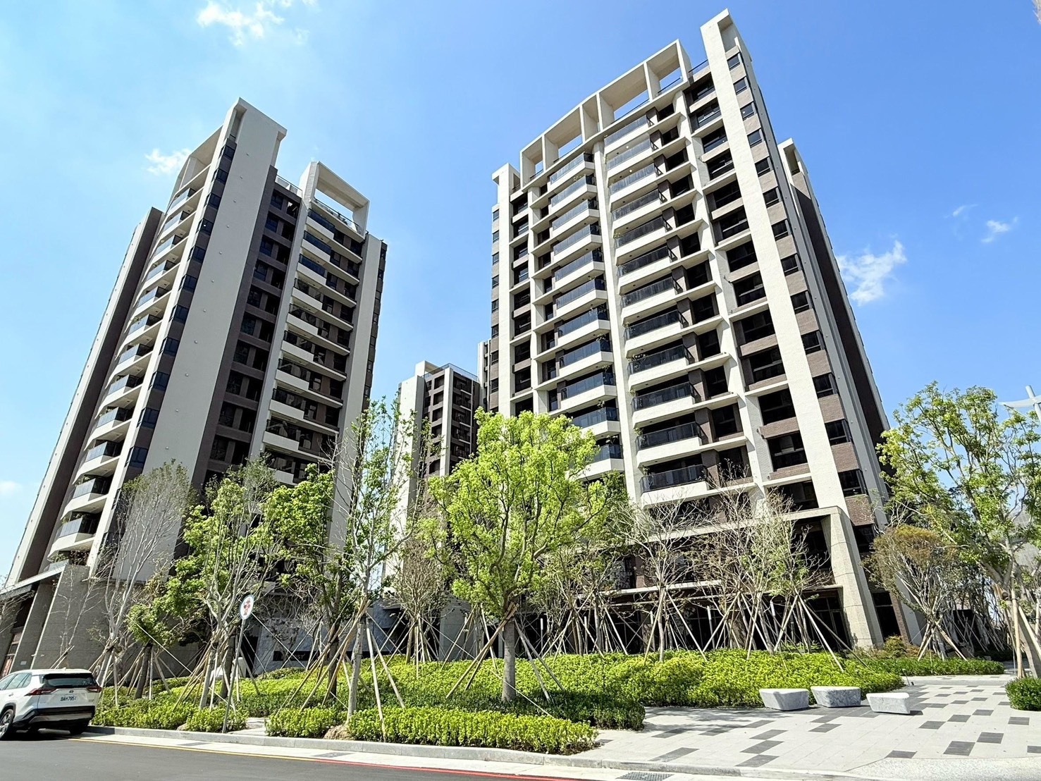 國泰建設🏡 松竹商圈、衛道高中|全新3房可租補入籍!設備齊全 - 照片 1