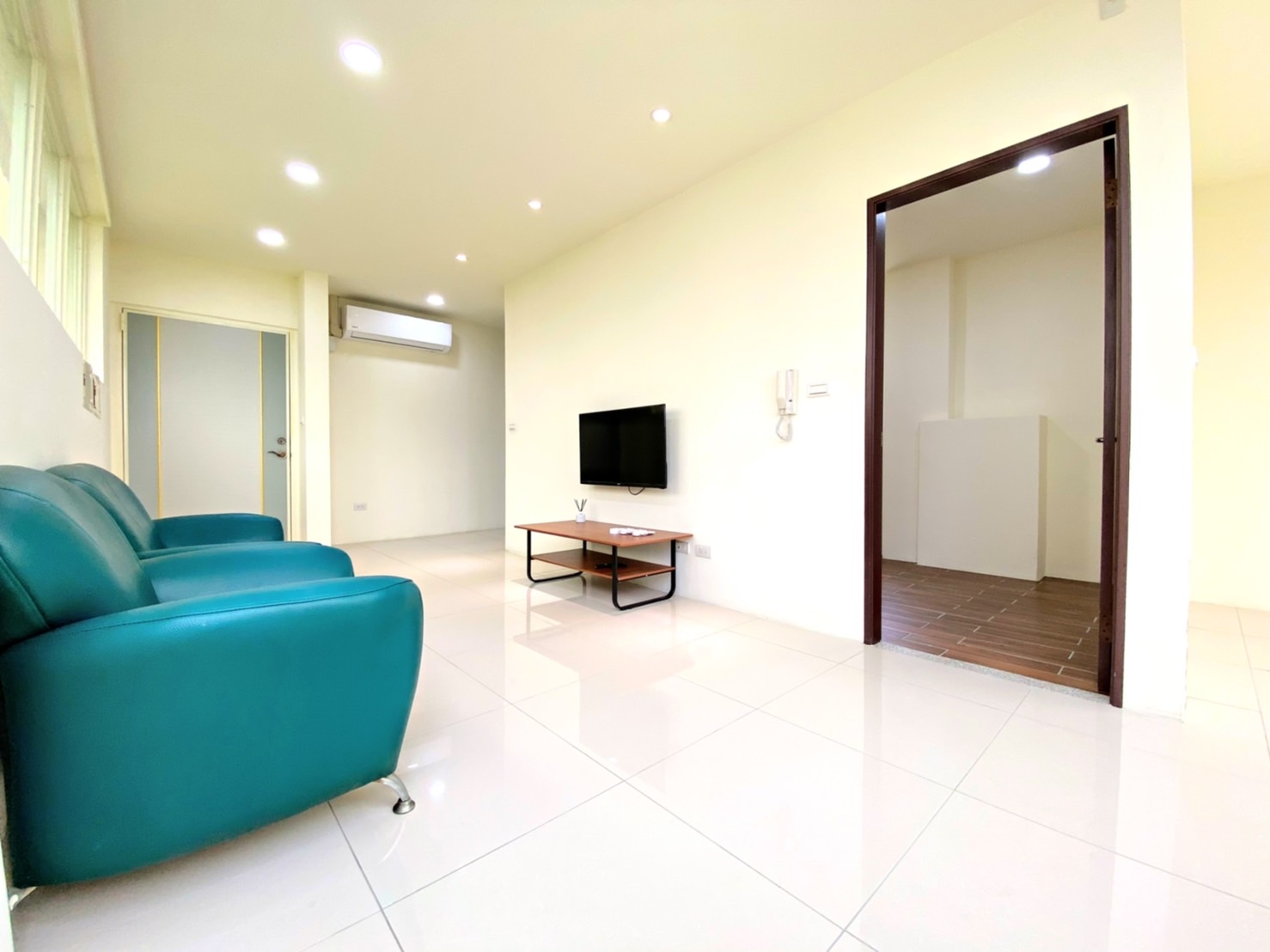 🏡 西區 6F 景觀 2 房｜可開伙、獨立陽台、近勤美審計新村 - 照片 3