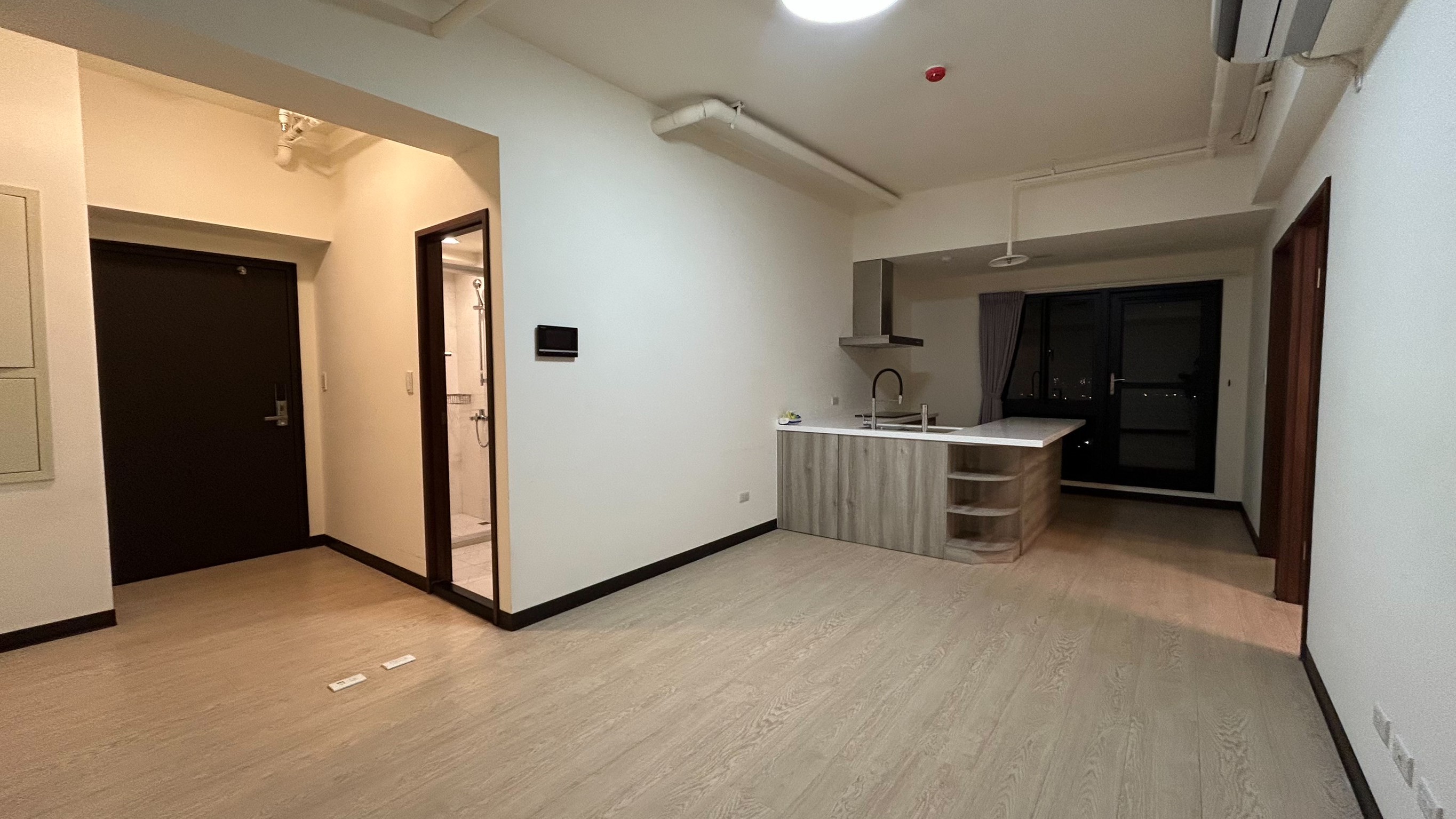 🏡 烏日高鐵景觀 3 房 2 衛｜租屋補助、台水電 - 照片 1