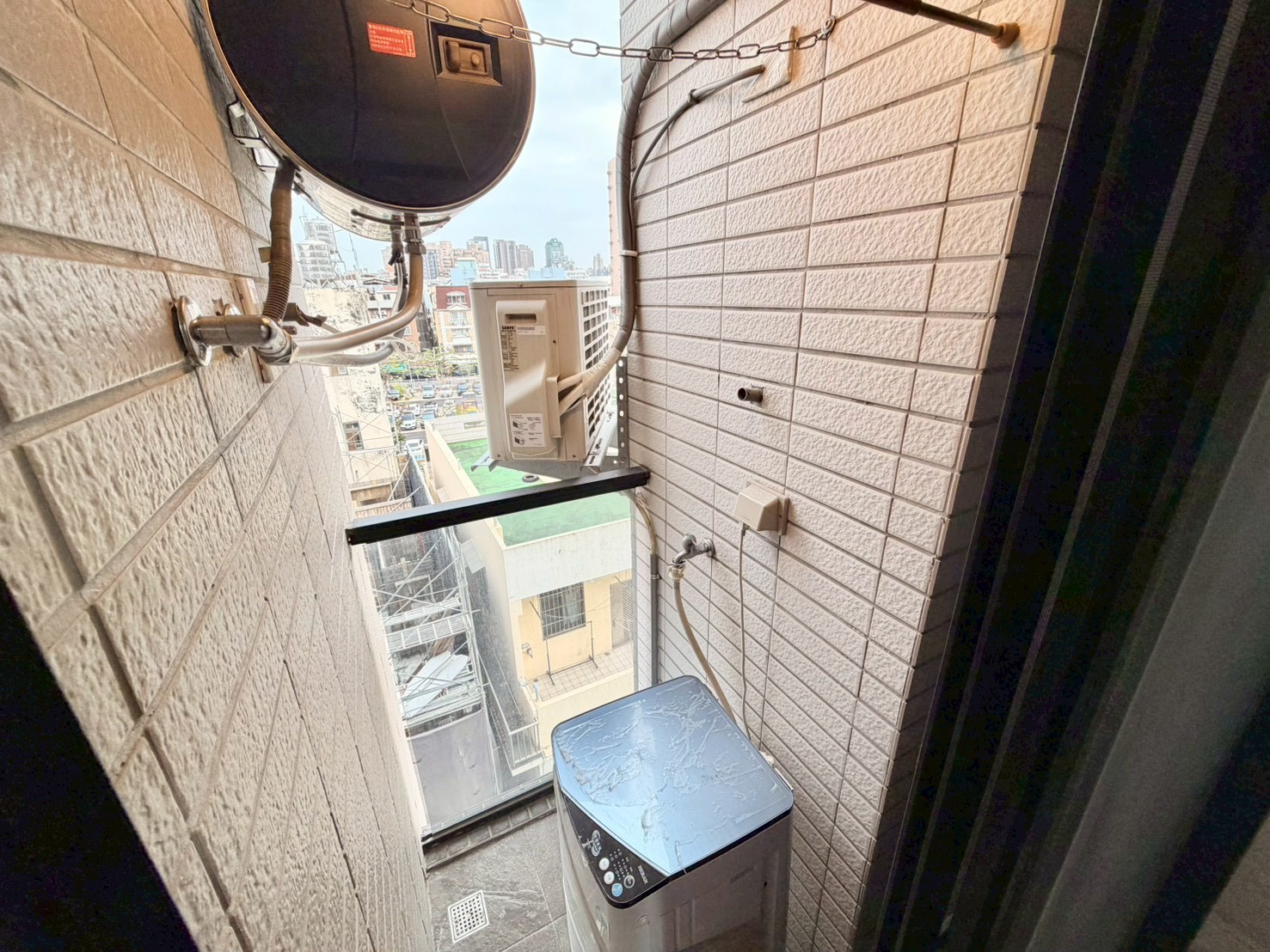 🏡 北區獨立套房｜租屋補助、獨立陽台、近一中商圈 - 照片 5