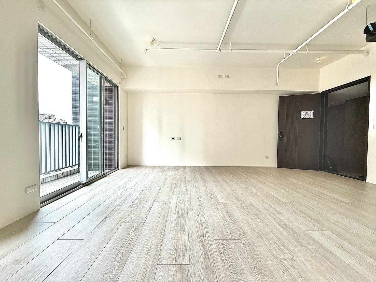 🏡 北屯文心崇德 2 房 2 衛|平面車位、採光佳
