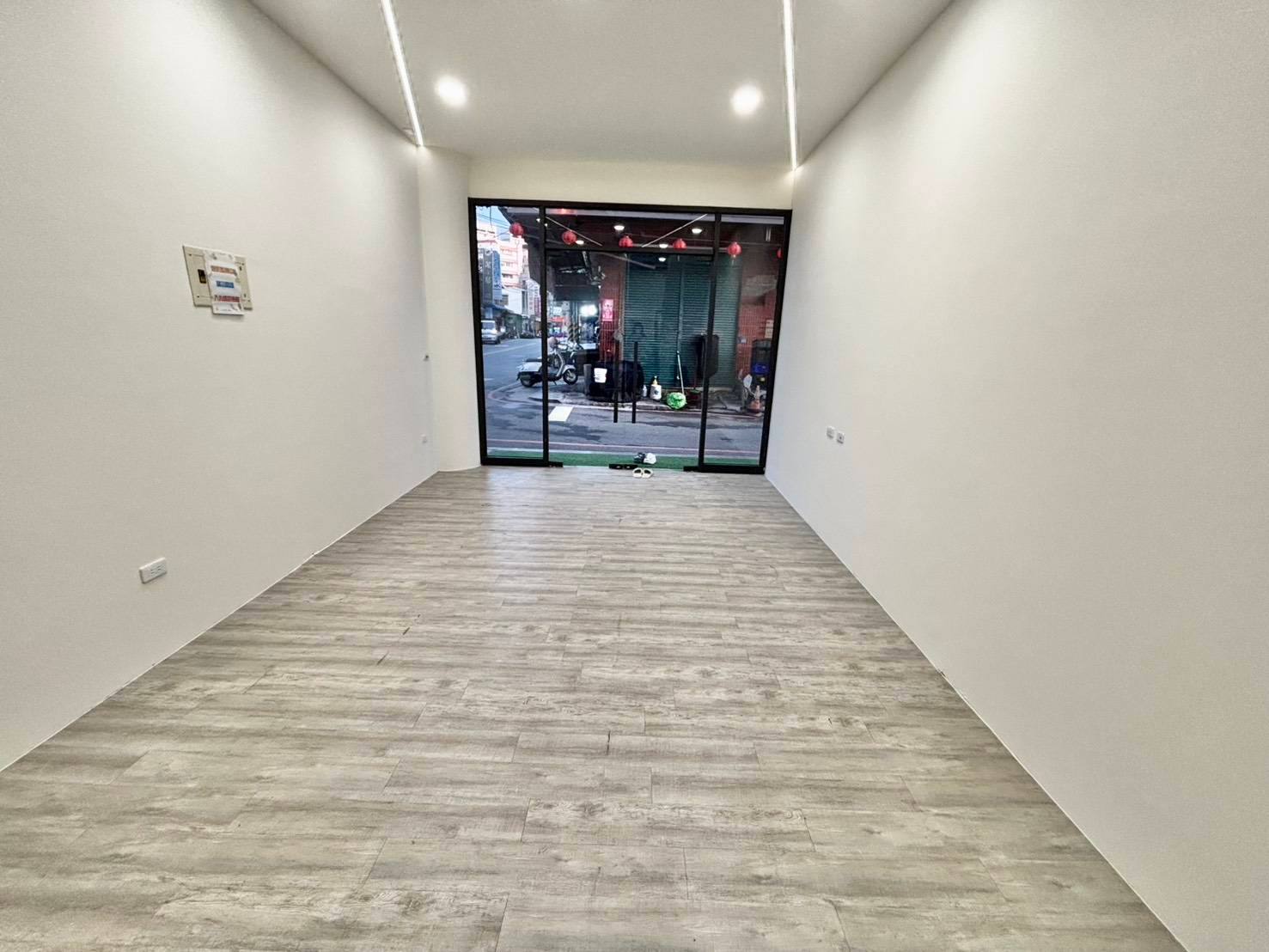 🏢 太平路黃金店面 3 房｜住辦合一、可報稅 - 照片 2